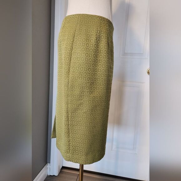 Signature by Larry Levine green skirt suit - Picture 10 of 13